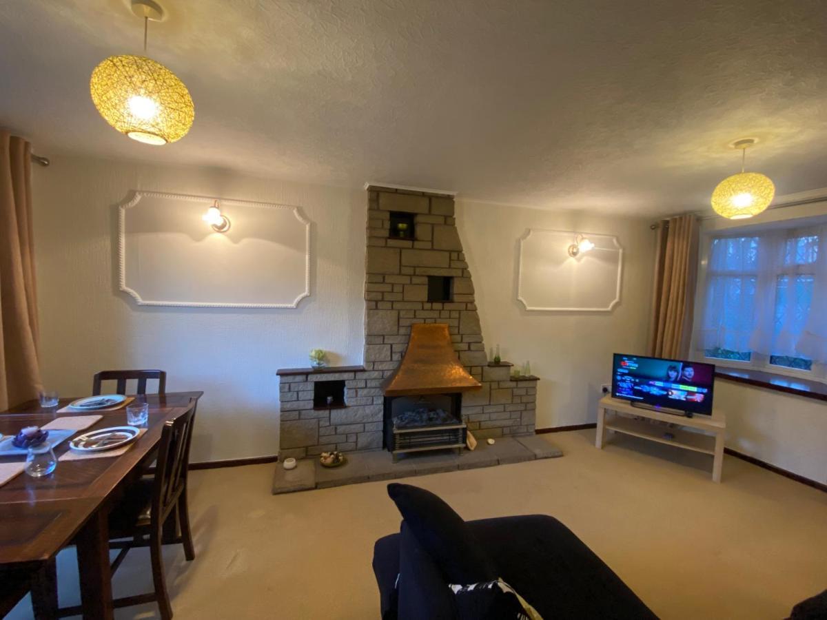 Serene 4Br In Harborne Close To Qe Hospital, Harborne Centre Birmingham Dış mekan fotoğraf